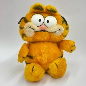 Vintage Garfield 7" plush in great condition